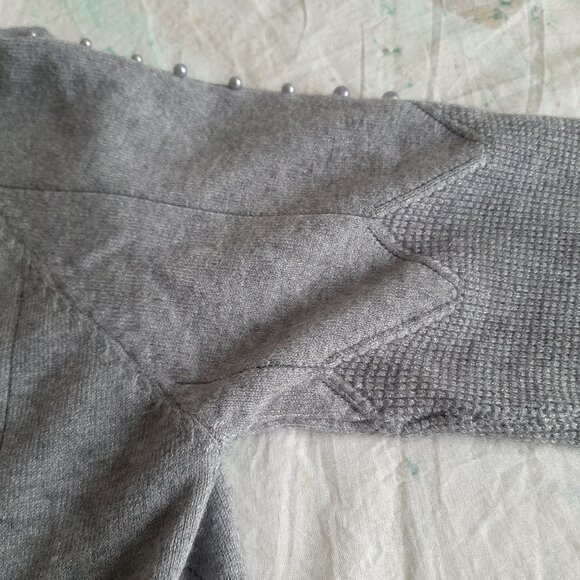 NWT Grey Cardigan Pearl Mid Sleeves Office Wear - Picture 9 of 9
